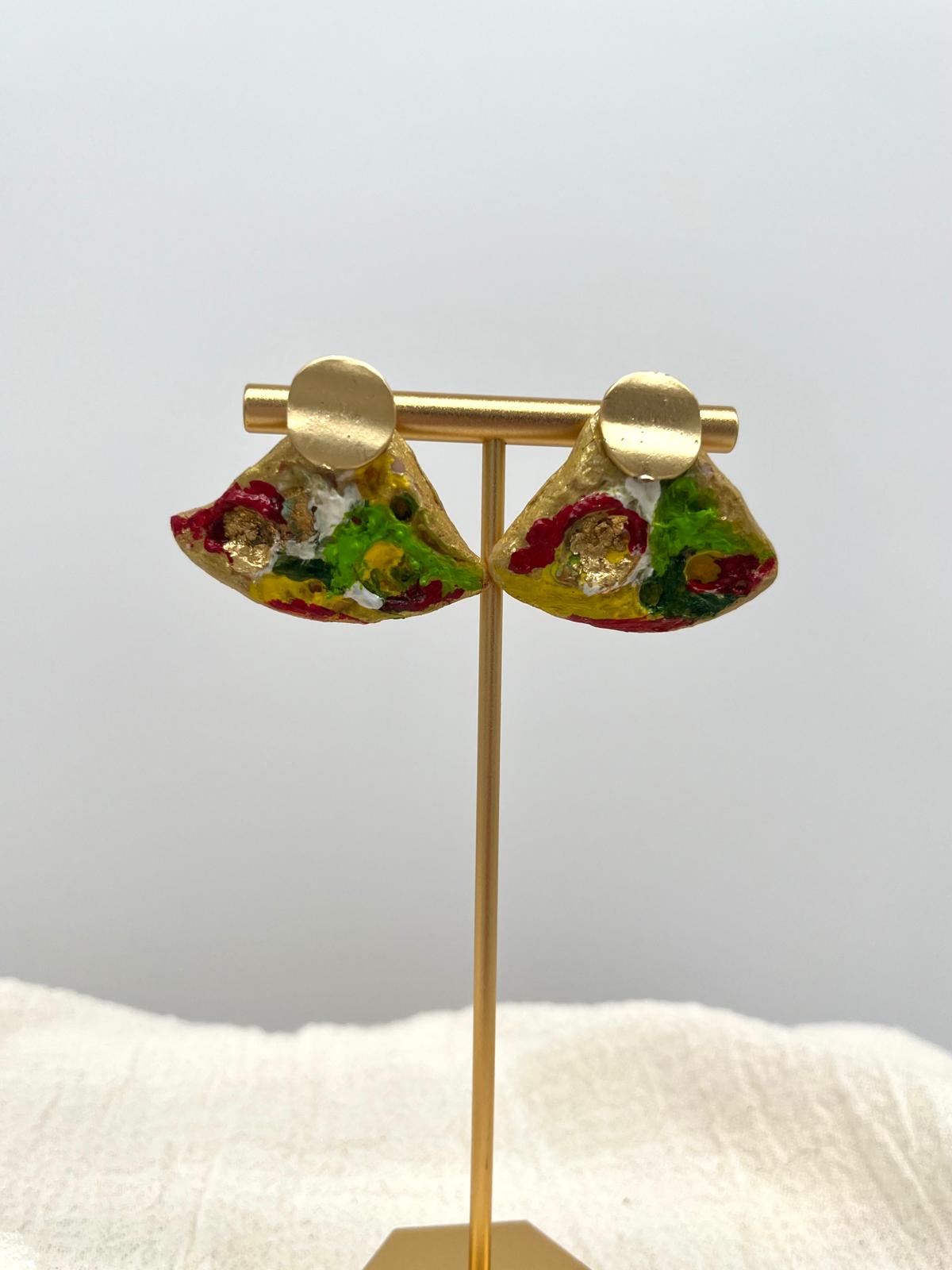 Boucle d'oreille en palette faite et peinte à la main